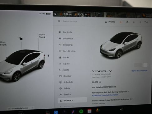Used 2021 Tesla Model Y Long Range AWD/4WD image 12