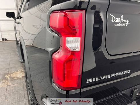 New 2026 Chevrolet Silverado 1500 ZR2 AWD/4WD image 14