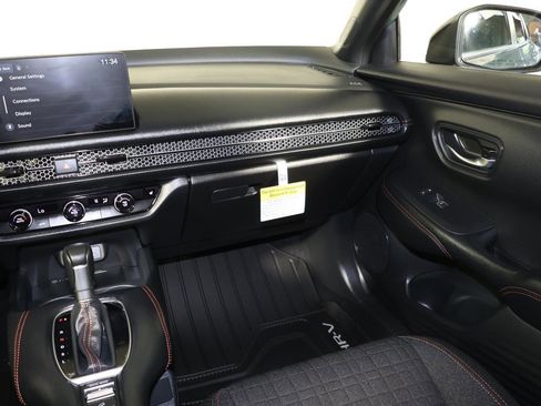 New 2026 Honda HR-V Sport image 9