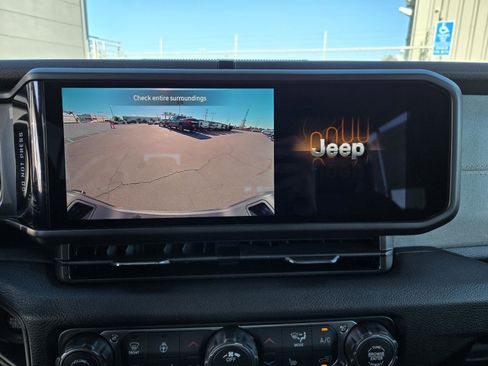 New 2026 Jeep Gladiator Sport image 8