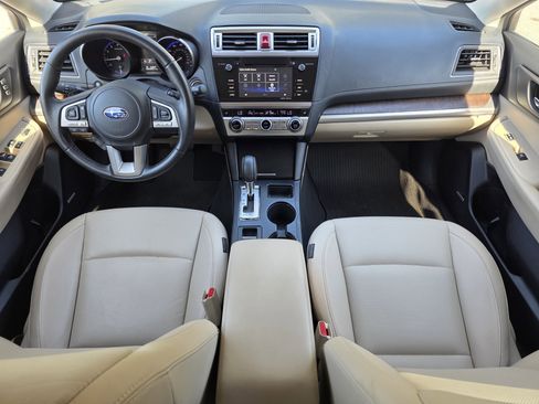 Used 2017 Subaru Outback 2.5i Limited image 12