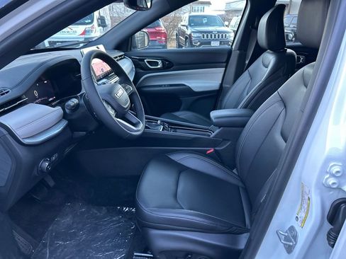 New 2026 Jeep Compass Limited w/ Sun, Sound & Navigation Group image 13