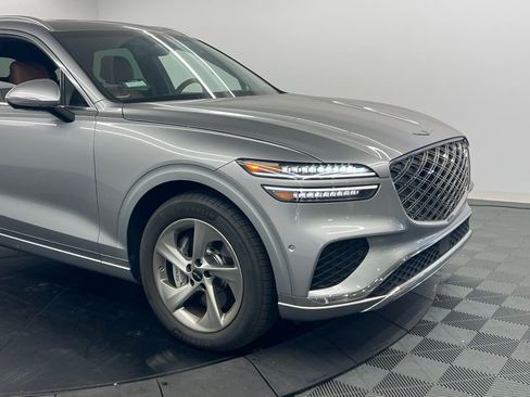 Used 2026 Genesis GV70 2.5T Advanced image 6