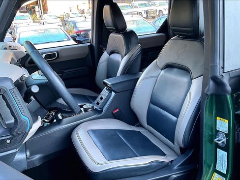 Used 2024 Ford Bronco Wildtrak image 8