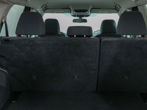 Used 2024 Nissan Rogue SV FWD image 28