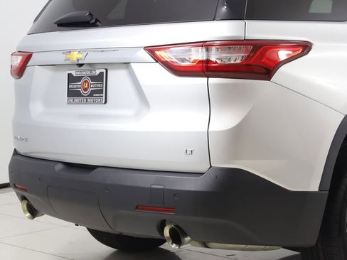 Used 2018 Chevrolet Traverse LT FWD image 42