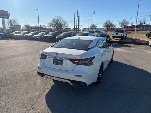 Used 2023 Nissan Maxima SV w/ Floor Mat Group image 6