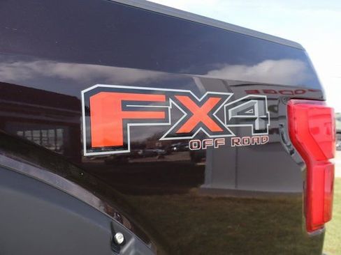 Used 2019 Ford F150 Lariat w/ Equipment Group 502A Luxury image 34