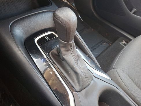 Used 2023 Toyota Corolla LE image 6