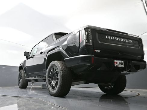 New 2025 GMC Hummer EV 2X AWD/4WD image 51