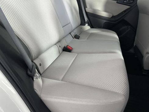 Used 2015 Subaru Forester 2.5i Premium w/ All-Weather Package image 16