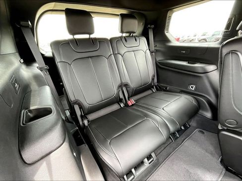 New 2026 Jeep Grand Cherokee L Limited RWD image 28