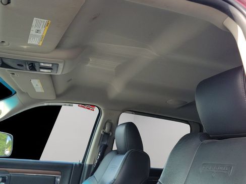 Used 2017 RAM 2500 Laramie AWD/4WD image 4