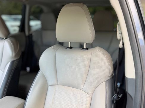 Used 2023 Subaru Forester Limited AWD/4WD image 6