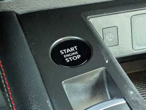 New 2026 Nissan Kicks SR image 27