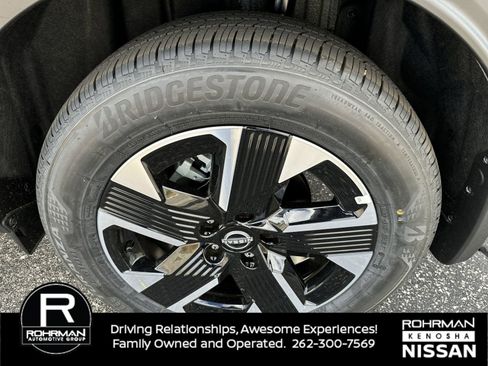 New 2025 Nissan Kicks SV w/ SV Premium Package image 6