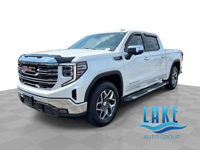 Certified 2022 GMC Sierra 1500 SLT w/ SLT Convenience Package