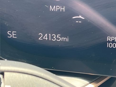 Used 2025 Buick Envision Sport Touring AWD/4WD image 21