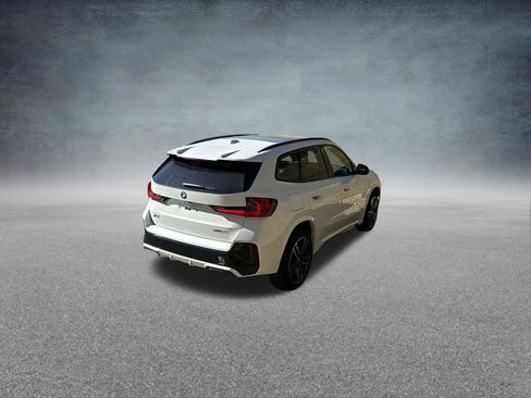 Used 2026 BMW X1 xDrive28i AWD/4WD image 10