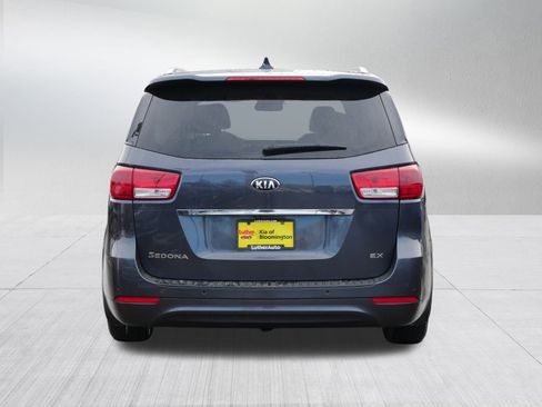 Used 2016 Kia Sedona EX image 6