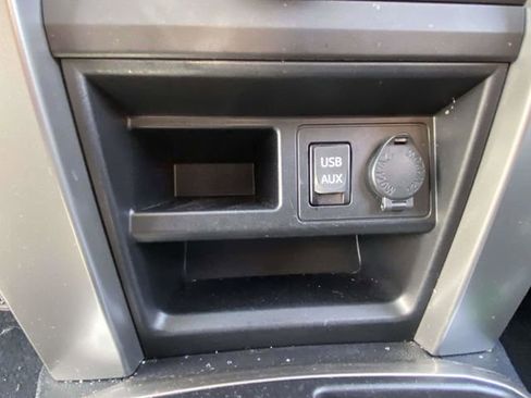 Used 2019 Toyota 4Runner SR5 Premium image 22