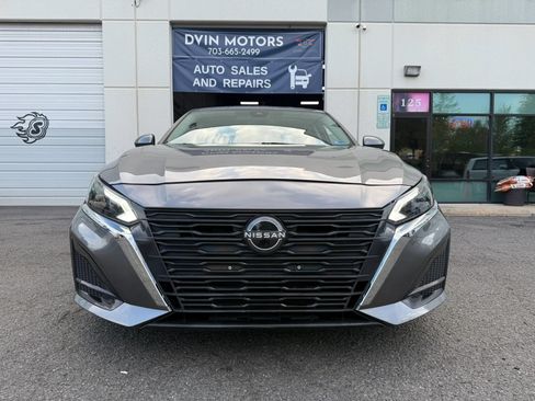 Used 2023 Nissan Altima 2.5 S FWD image 6