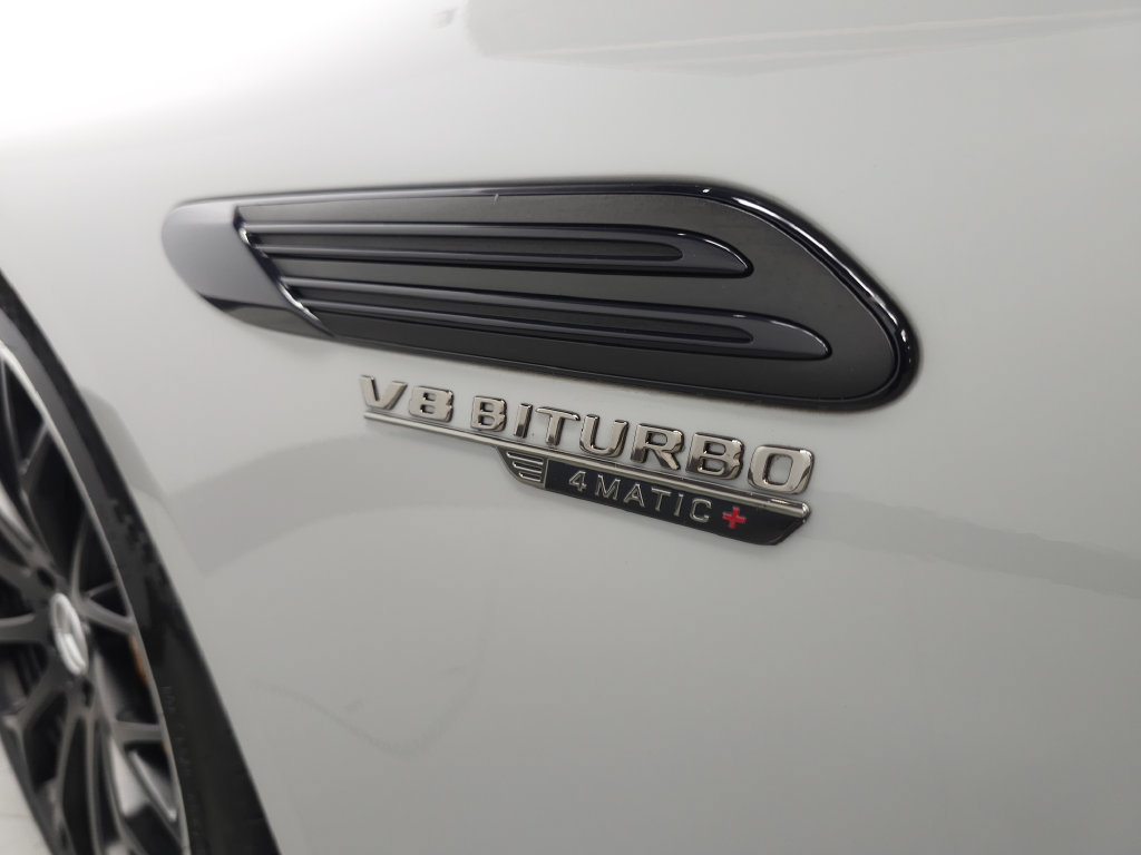 Used 2022 Mercedes-Benz SL 63 AMG 4MATIC w/ AMG Aerodynamic Package image 36