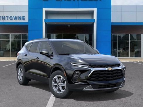 New 2026 Chevrolet Blazer LT w/ Convenience Package FWD image 7