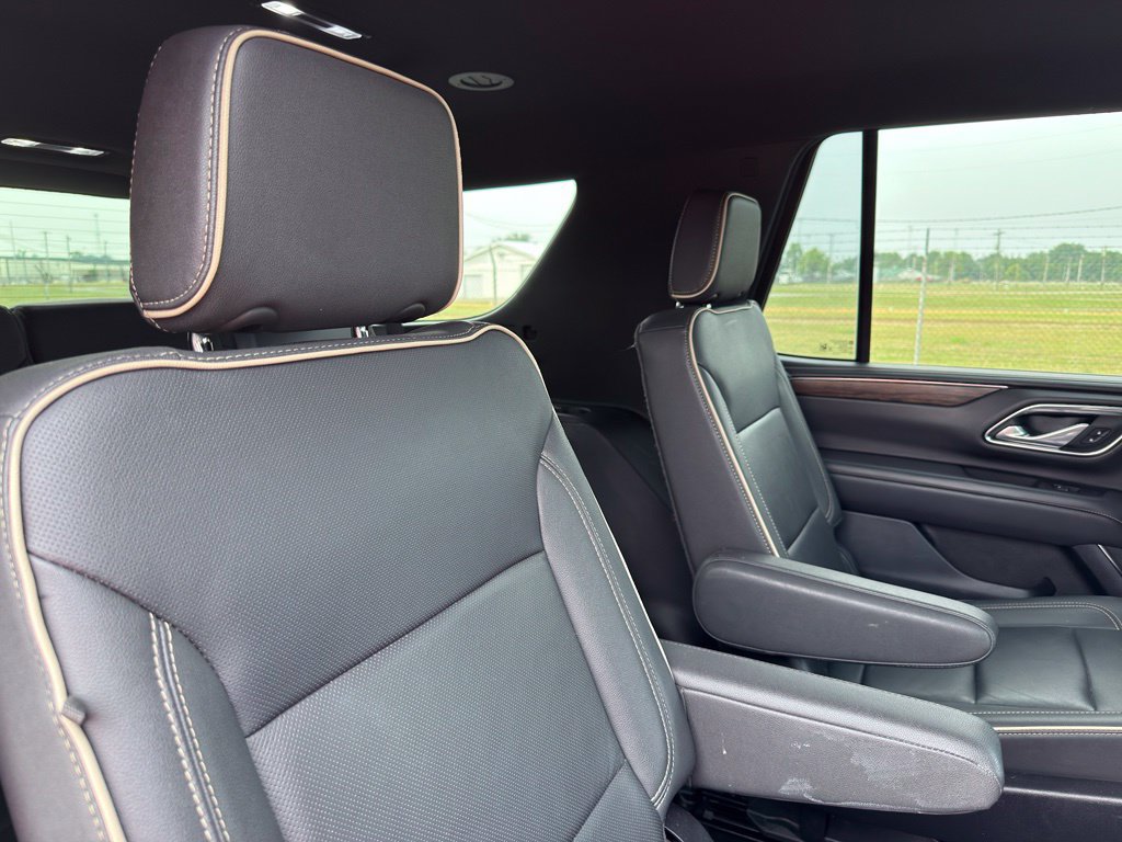 Used 2024 Chevrolet Tahoe Premier AWD/4WD image 33