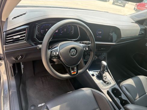 Used 2021 Volkswagen Jetta SEL FWD image 14