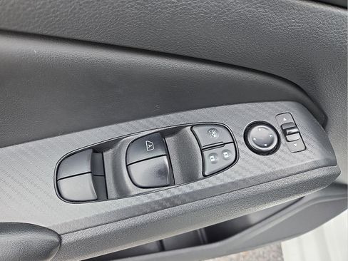 Used 2023 Nissan Altima 2.5 S image 14