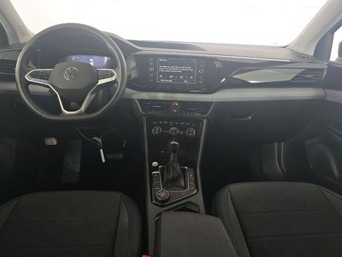 Used 2024 Volkswagen Taos SE image 24