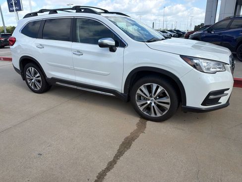 Used 2020 Subaru Ascent Touring w/ Popular Package #3 AWD/4WD image 1