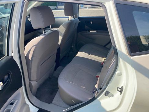 Used 2015 Nissan Rogue S image 11