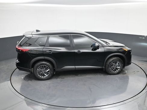 New 2026 Nissan Rogue S image 30