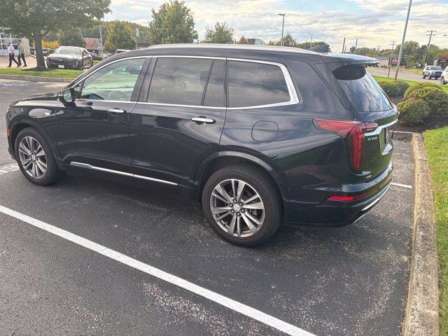 Used 2021 Cadillac XT6 Premium Luxury AWD/4WD image 4