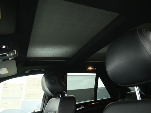 Used 2019 Mercedes-Benz GLE 400 4MATIC image 19