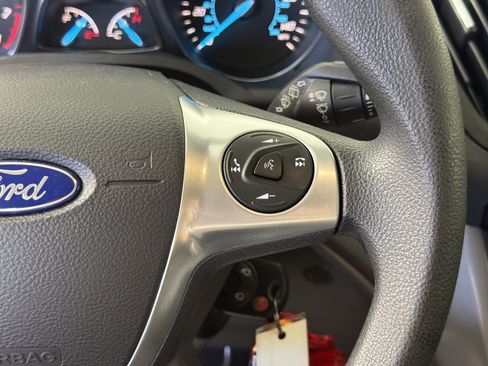 Used 2015 Ford Escape SE FWD image 23