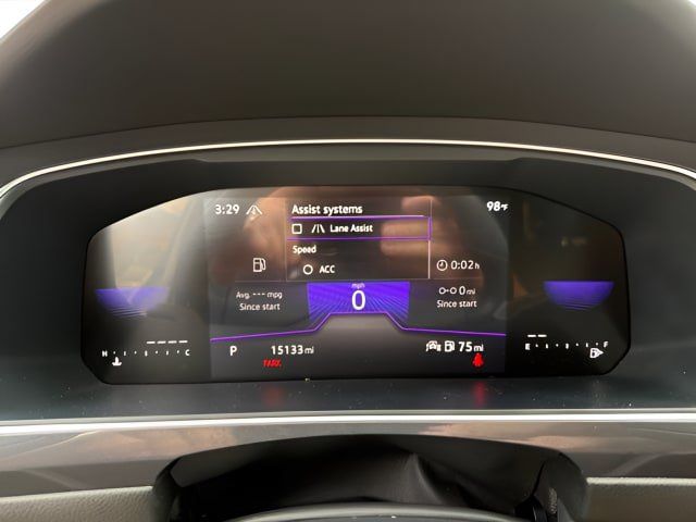 Certified 2024 Volkswagen Tiguan SE R-Line AWD/4WD image 22