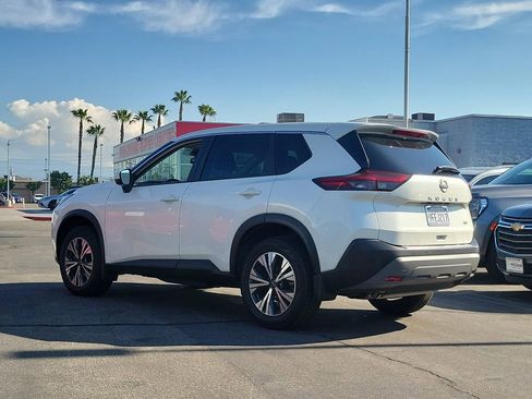 Certified 2023 Nissan Rogue SV image 2