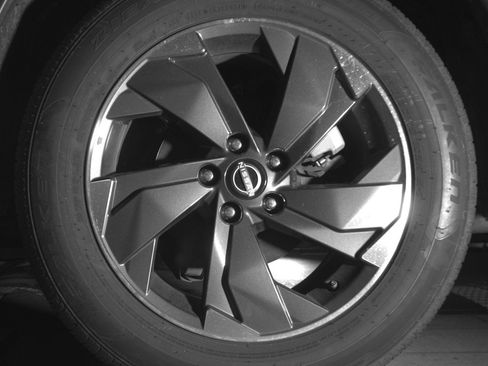 Used 2025 Nissan Rogue SV image 14