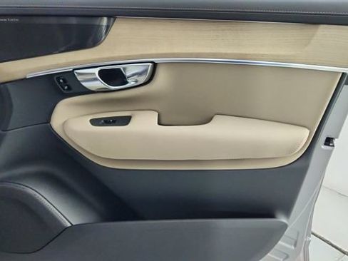Used 2027 Volvo XC90 B6 Plus AWD/4WD image 42