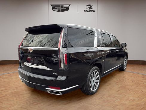 Certified 2022 Cadillac Escalade ESV Premium Luxury Platinum image 5