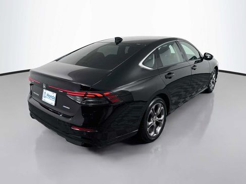 Used 2023 Honda Accord EX-L image 7
