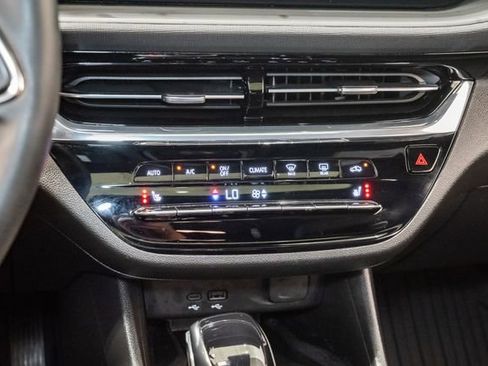 Used 2025 Buick Envista Avenir FWD image 19