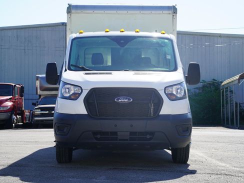 Used 2022 Ford Transit 350 DRW RWD image 3