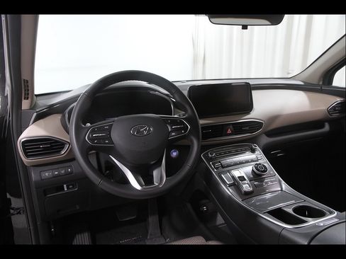 Certified 2023 Hyundai Santa Fe SEL w/ Winter Weather Package AWD/4WD image 6