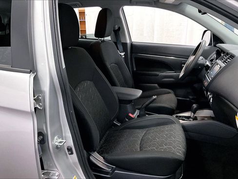 Used 2024 Mitsubishi Outlander Sport ES image 7