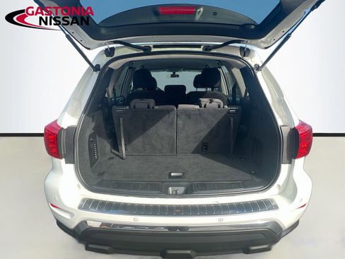 Used 2020 Nissan Pathfinder S image 34