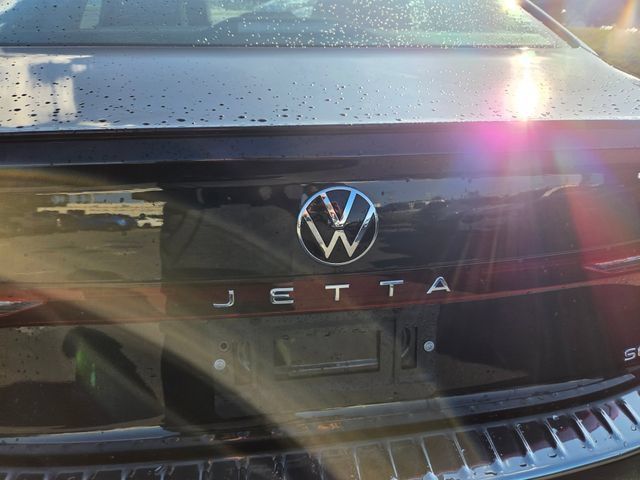 Used 2025 Volkswagen Jetta SEL FWD image 22